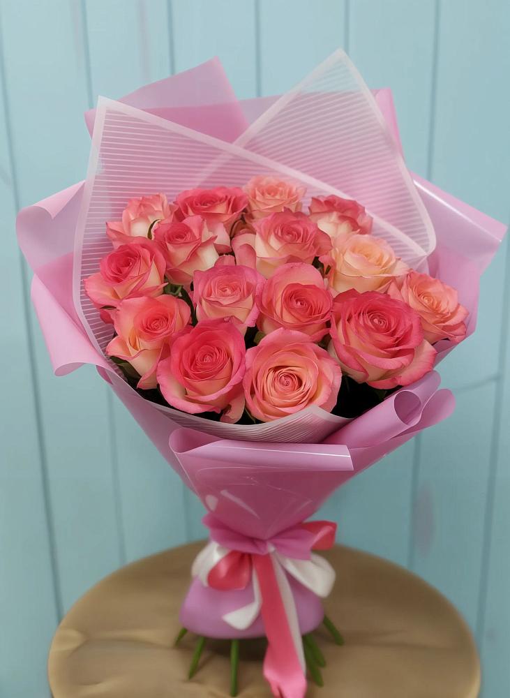 Букет 15 Розовых роз Равель в Лапино