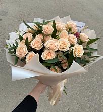 Букет Кремовые розы Латте в Лапино