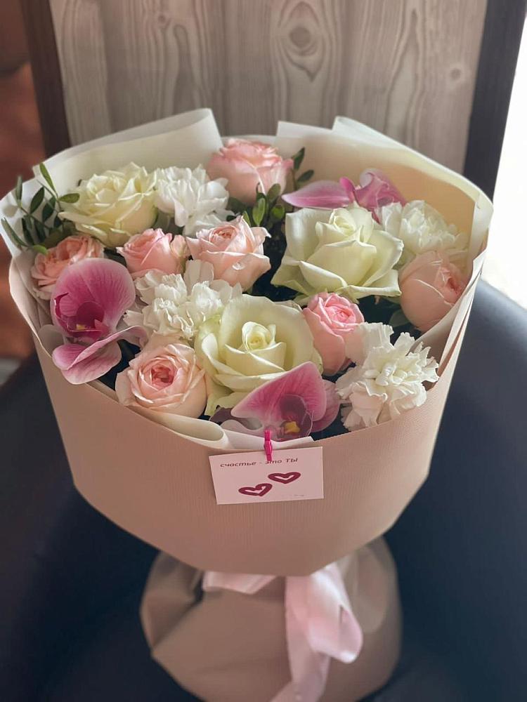 Букет цветов из: Орхидеи, Розы и Гвоздики в Лапино