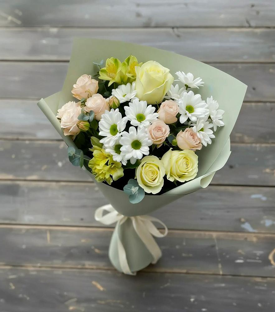 Букет цветов из: Альстромерии, Розы и Хризантемы в Лапино