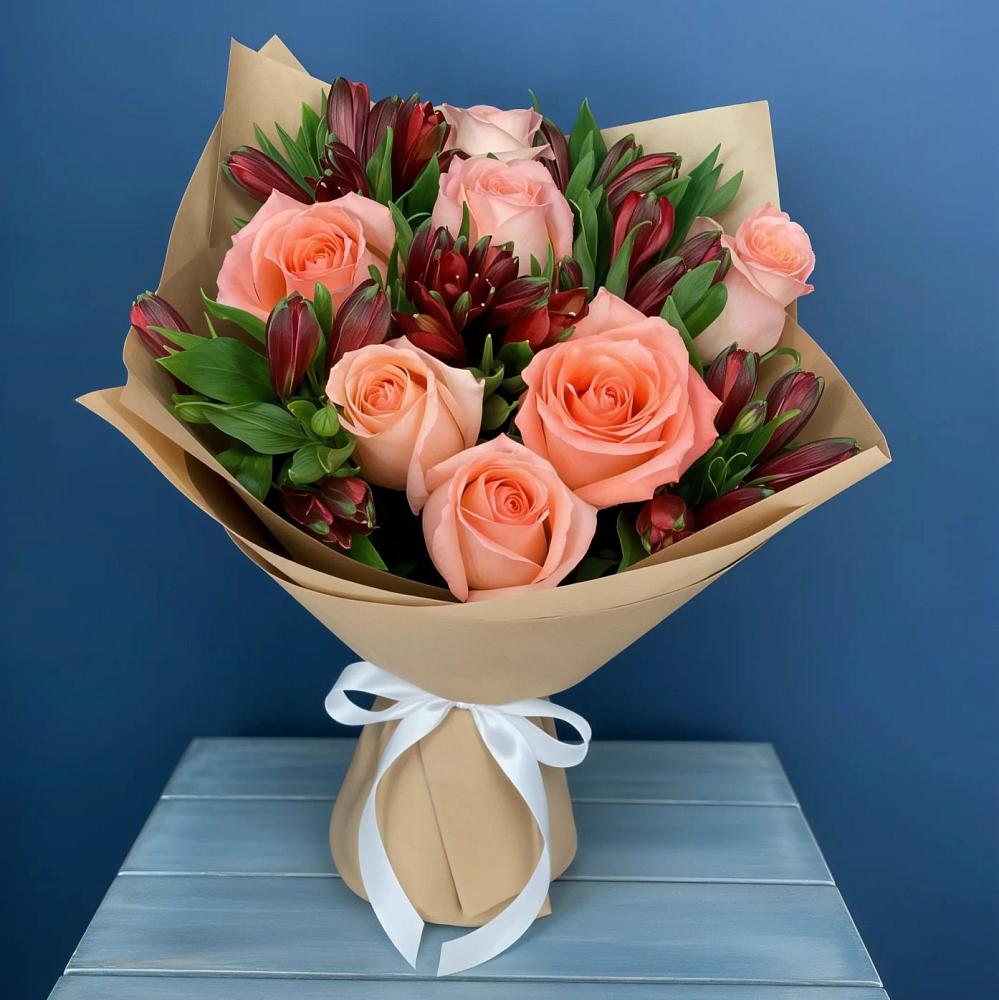 Букет цветов из: Розы и Альстромерии в Лапино