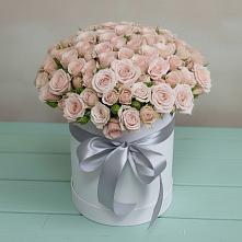 Цветочная композиция из Розы в шляпной коробке в Лапино