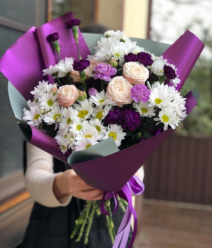 Букет цветов из: Хризантемы, Гвоздики и Розы в Лапино