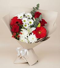 Букет цветов из:  Розы, Хризантемы, Герберы и Лилии в Лапино
