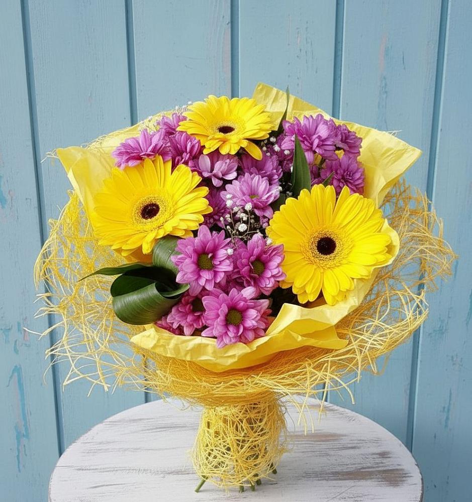 Букет цветов из: Хризантемы и Герберы в Лапино